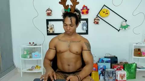 Snapshot of gregoriiandmax chatting on 12/03/25, 12:03 Gregori online show from 12/03/25, 12:03