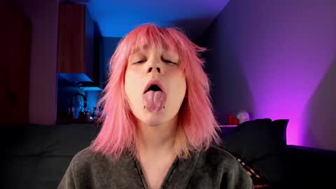 Greg-independent model online show from 01/16/25, 08:46