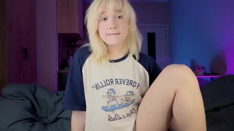 Greg-independent model online show from 09/26/25, 08:57