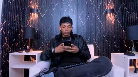 GregorySforza online show from 12/01/25, 07:30