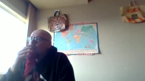 Snapshot of gregrev chatting on 04/23/26, 01:18 gregrev online show from 04/23/26, 01:18