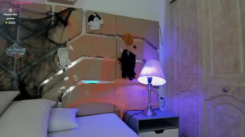 greidy_baker online show from 10/27/25, 03:32