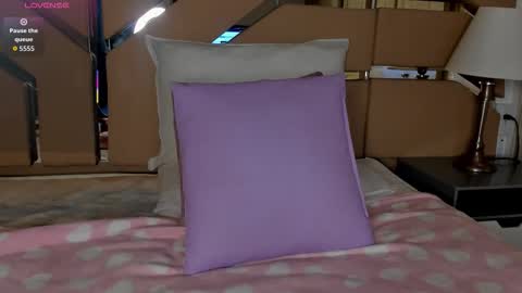 greidy_baker online show from 11/28/25, 02:36