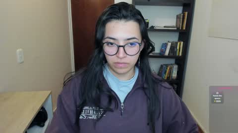 Snapshot of gretagat chatting on 01/25/25, 11:11 Greta online show from 01/25/25, 11:11