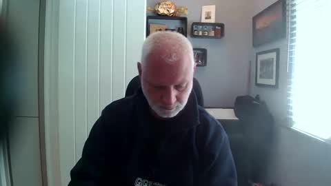 greyfox_6000 online show from 05/13/26, 01:41