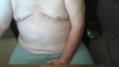 Snapshot of greyghost04 chatting on 10/05/25, 02:26 greyghost04 online show from 10/05/25, 02:26