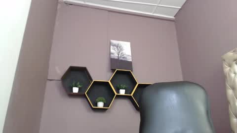 greys online show from 12/21/24, 07:35