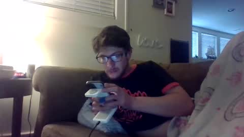 Snapshot of greyvan96 chatting on 02/14/25, 04:09 Perfectlyaveragesavage online show from 02/14/25, 04:09