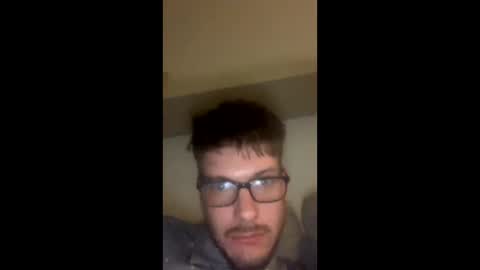 Snapshot of greyvan96 chatting on 02/17/25, 04:53 Perfectlyaveragesavage online show from 02/17/25, 04:53