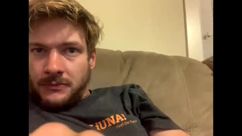 Snapshot of greyvan96 chatting on 09/10/25, 08:25 Perfectlyaveragesavage online show from 09/10/25, 08:25