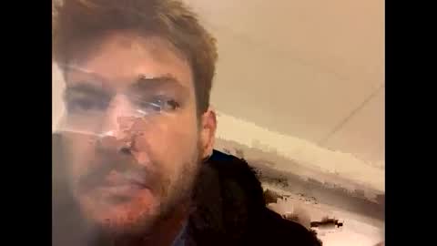 Snapshot of greyvan96 chatting on 10/29/25, 10:39 Perfectlyaveragesavage online show from 10/29/25, 10:39