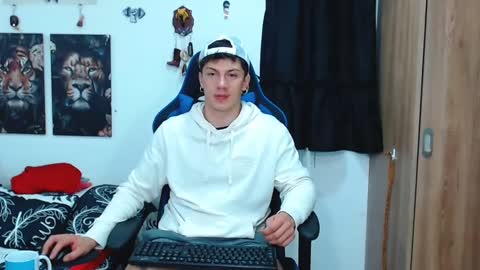 griego01 online show from 02/27/25, 05:34