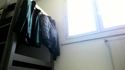 Aurlien online show from 06/26/26, 07:57