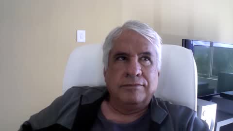 Snapshot of grisa01 chatting on 06/03/26, 02:33 grisa01 online show from 06/03/26, 02:33