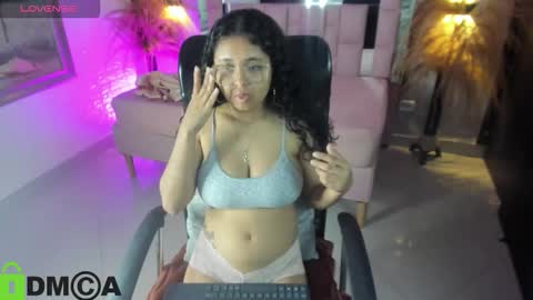    online show from 11/12/25, 09:03