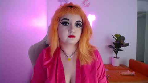 daphne online show from 03/08/25, 10:34