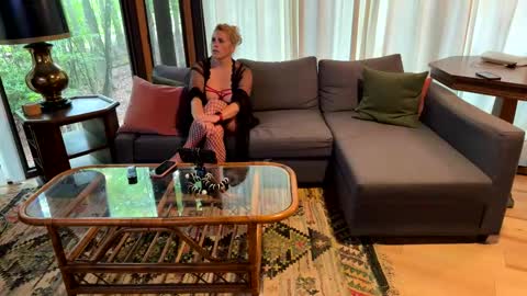 Grown Up Talk online show from 06/09/26, 03:45