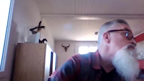 Snapshot of grybear60 chatting on 03/29/26, 10:59 Grybear online show from 03/29/26, 10:59