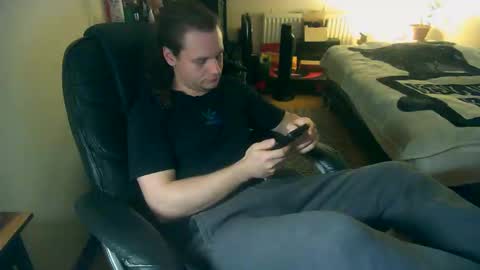 Gizzy online show from 11/23/25, 07:57