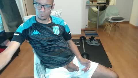 Snapshot of guachin_new chatting on 10/22/25, 04:13 guachin_new online show from 10/22/25, 04:13