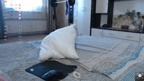 Eva online show from 02/13/25, 07:56