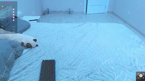 Eva online show from 10/27/25, 05:55