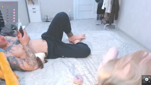 Eva online show from 11/05/25, 06:52