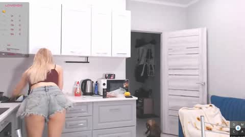 Eva online show from 02/26/26, 11:20