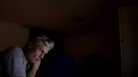 guardiannif_ online show from 02/11/25, 12:06