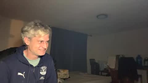 guardiannif_ online show from 02/20/25, 01:03