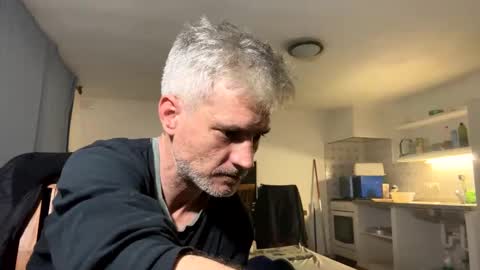 guardiannif_ online show from 03/02/25, 12:42