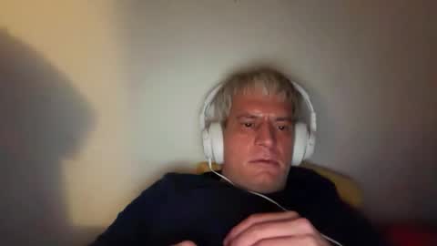 guardiannif_ online show from 01/15/26, 06:29