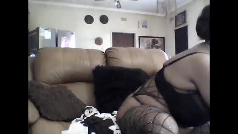 gucci-bx online show from 11/16/25, 12:33