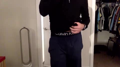 Snapshot of guccifendidior chatting on 10/28/25, 10:45 guccifendidior online show from 10/28/25, 10:45