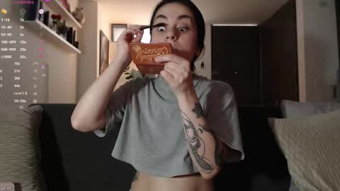 Elena online show from 09/18/25, 07:27