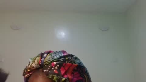 Snapshot of gud_lunah1 chatting on 06/26/26, 03:44 gud_lunah1 online show from 06/26/26, 03:44