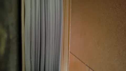 guest_3591 online show from 04/15/26, 07:58