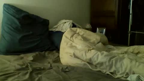 Snapshot of gui67100 chatting on 10/12/25, 08:35 Gengen online show from 10/12/25, 08:35