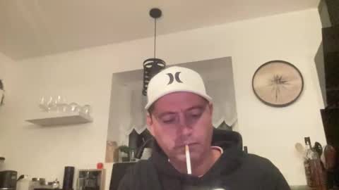 guil0 online show from 09/21/25, 05:31