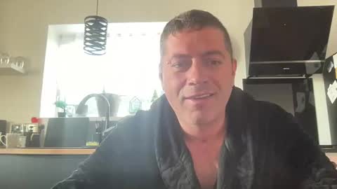 guil0 online show from 09/22/25, 10:17