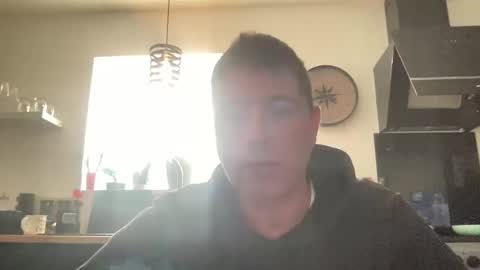 guil0 online show from 10/19/25, 10:49