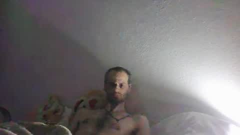Snapshot of guil67728799 chatting on 04/06/26, 12:19 guil67728799 online show from 04/06/26, 12:19