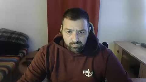 guillaume666286050 online show from 10/13/25, 03:06