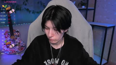 Snapshot of guitarandangel chatting on 12/03/24, 11:01 Angel online show from 12/03/24, 11:01