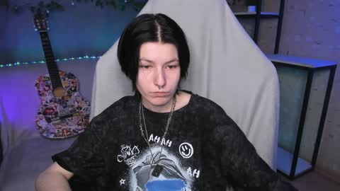Snapshot of guitarandangel chatting on 01/27/25, 09:44 Angel online show from 01/27/25, 09:44
