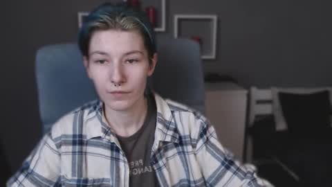 guitarandangell online show from 10/25/25, 03:36