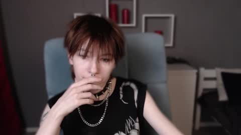 guitarandangell online show from 11/12/25, 04:46