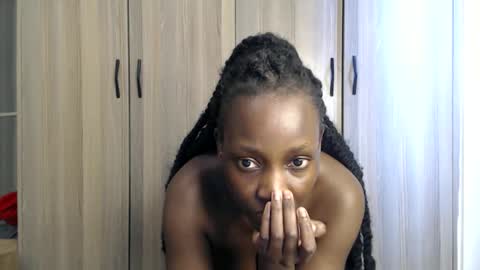 Miss Incredible online show from 09/11/25, 10:59