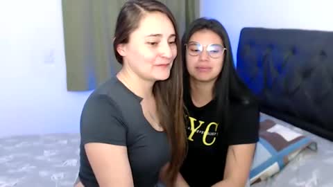 Snapshot of gumball_room chatting on 12/19/24, 02:23 Vane blonde and Hazell black hair online show from 12/19/24, 02:23