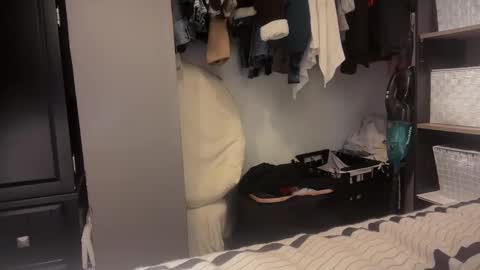 gumbywanna online show from 01/12/25, 06:16